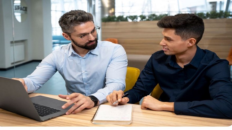 Expert Reviews: TheLaptopAdviser